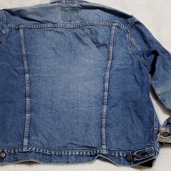 Vintage Levi's 52 L denim trucker jacket - Picture 5 of 7